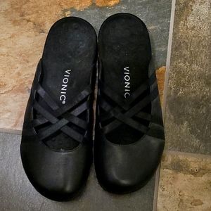 Vionic Mary Jane shoes
